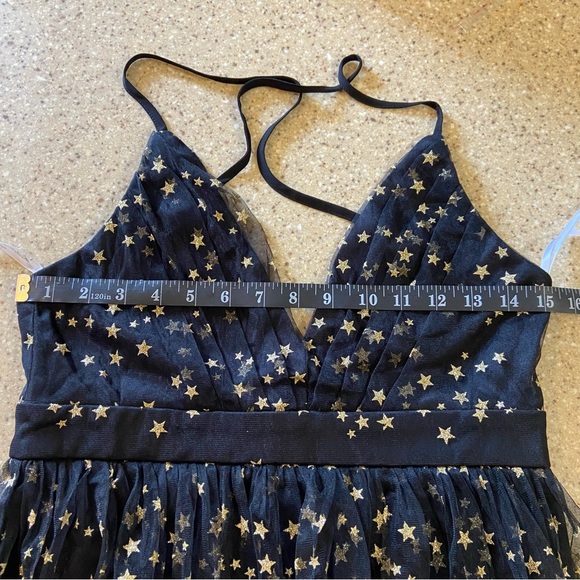 NWOT Lulus Favorite Moment Gold and Black Star Print Skater Dress - Picture 10 of 15